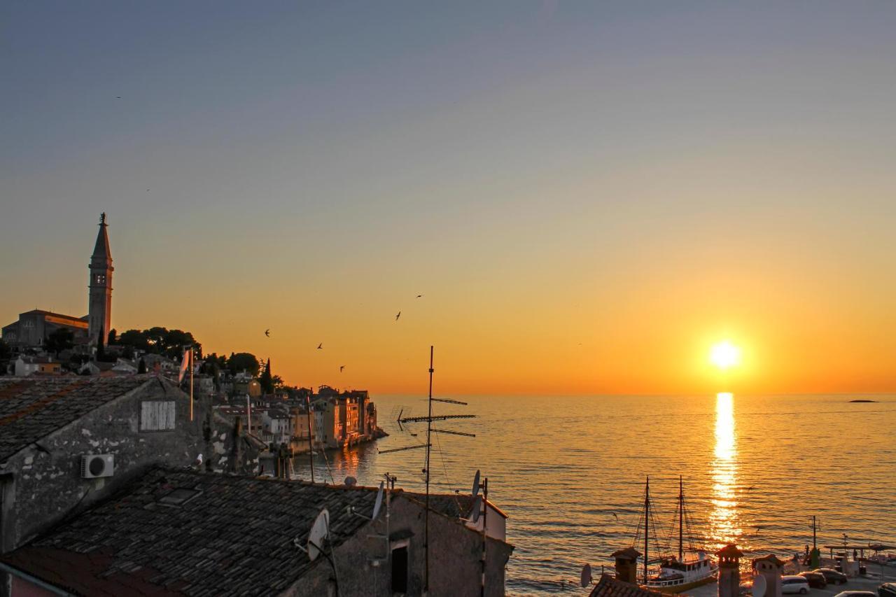 Rovigno Bella Sea View Apartment Luaran gambar